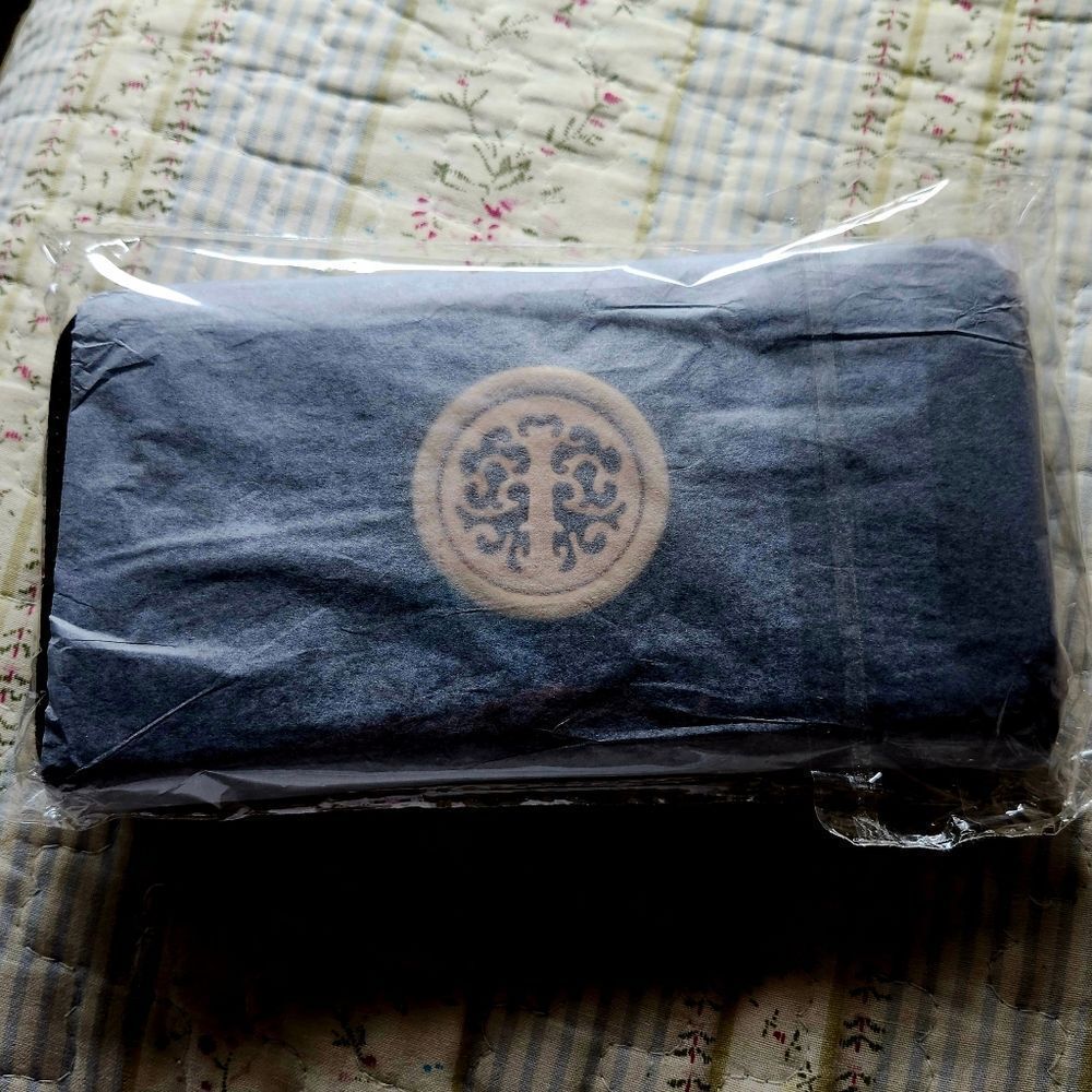 DASEIN Wallet/Wristlet NEW! TIMELESS CHIC! - Picture 11 of 11